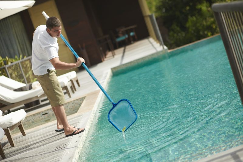 Pool Maintenance Contractors